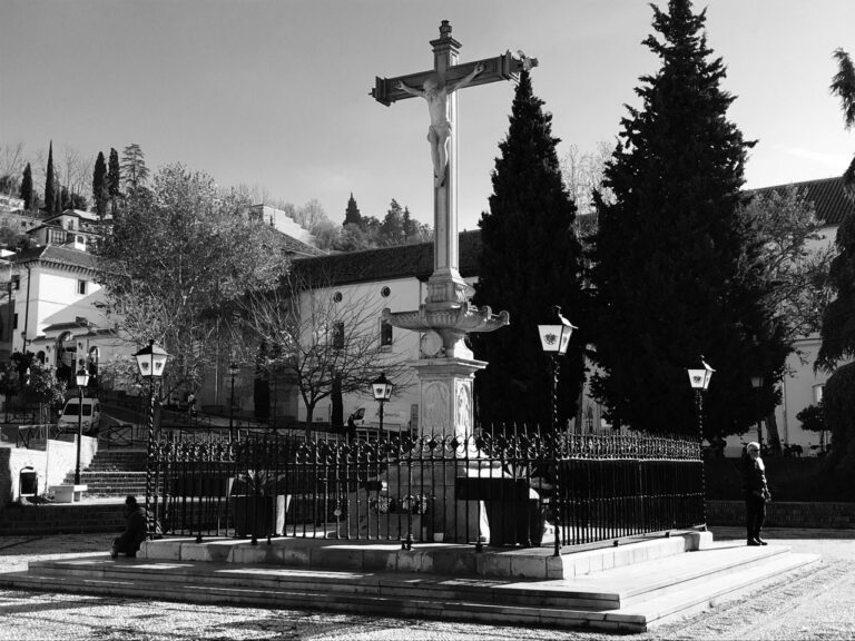 AGRESIÓN INTOLERABLE AL CRISTO DE LOS FAVORES